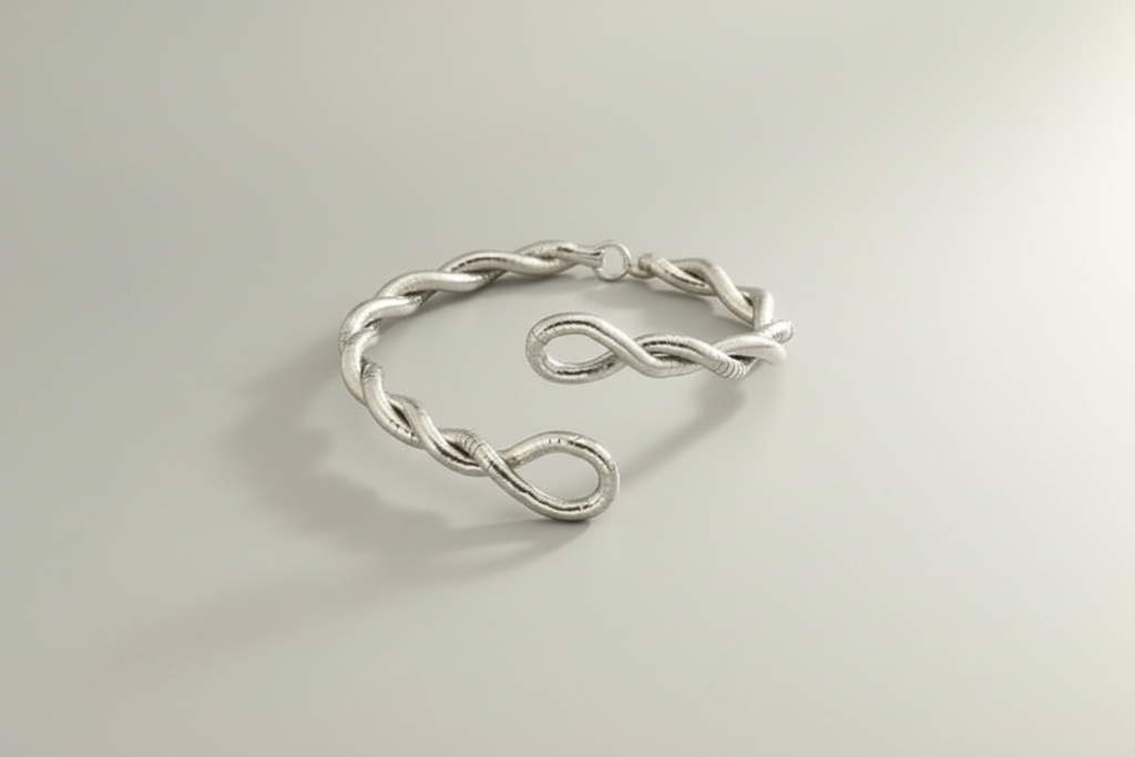 Collar ajustable plateado