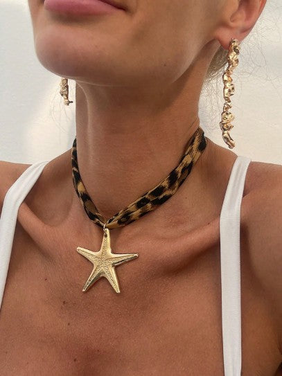 Collar colgante leopardo forma estrella