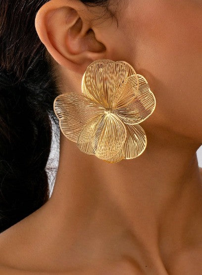 Aro flor texturizado dorado