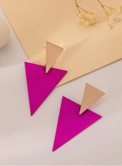 Aro triángulo fucsia