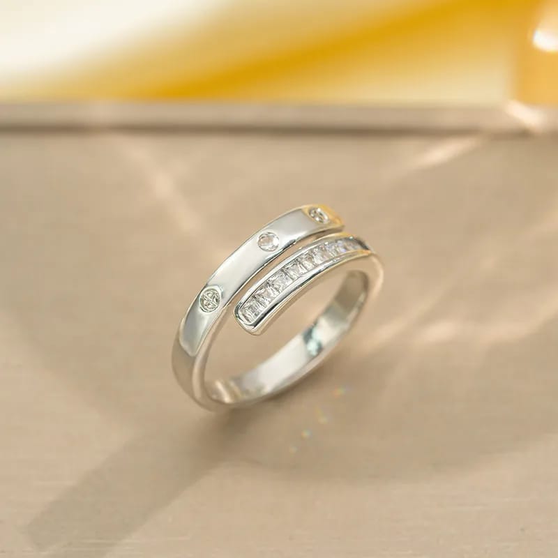 Anillo abierto circones plateado