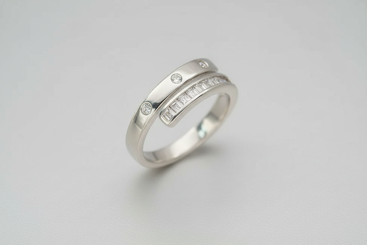 Anillo abierto circones plateado