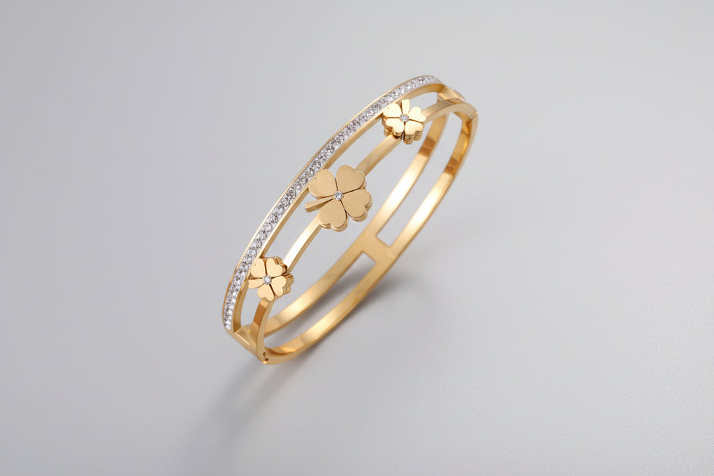 Pulsera chapada en oro doble trébol