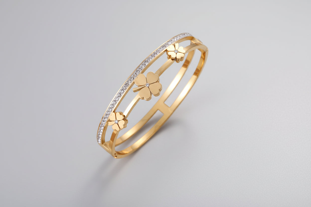 Pulsera chapada en oro doble trébol