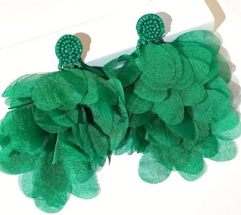 Aros largo con pétalos Verde