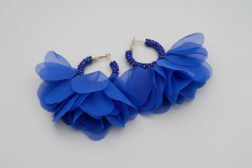 Aros de flores de chiffon azul