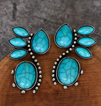 Aros lagrima color turquesa Boho